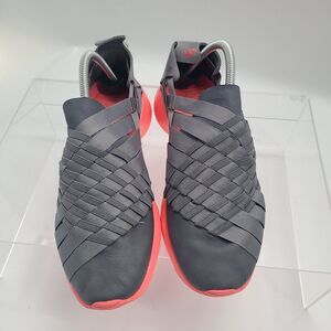 Nike Rosherun Woven 2.0 "Gray / Bright Pink" 641220-002 Women's US Size 10